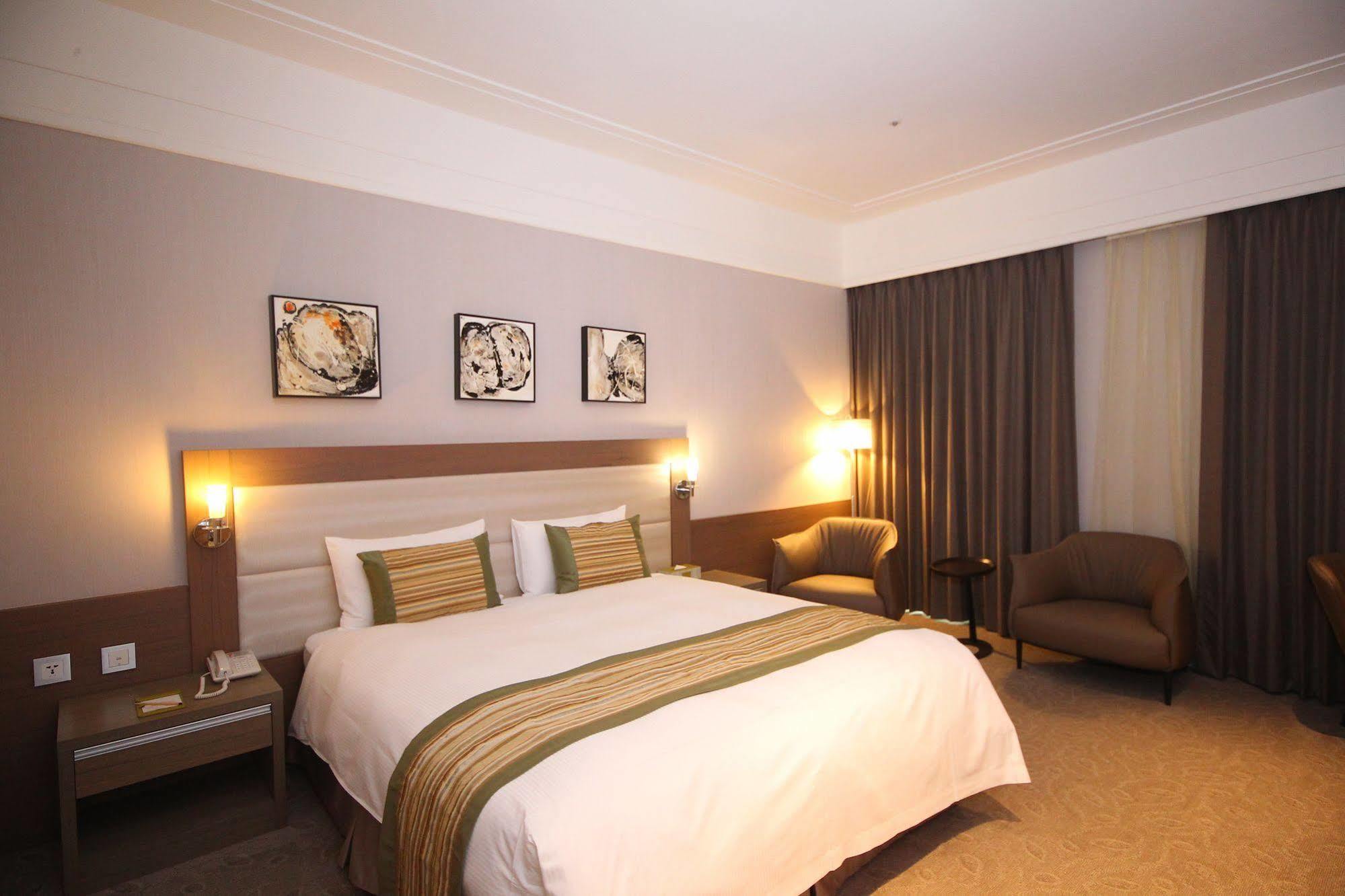 Grace Hotel Zhonghe Zhonghe  Bagian luar foto